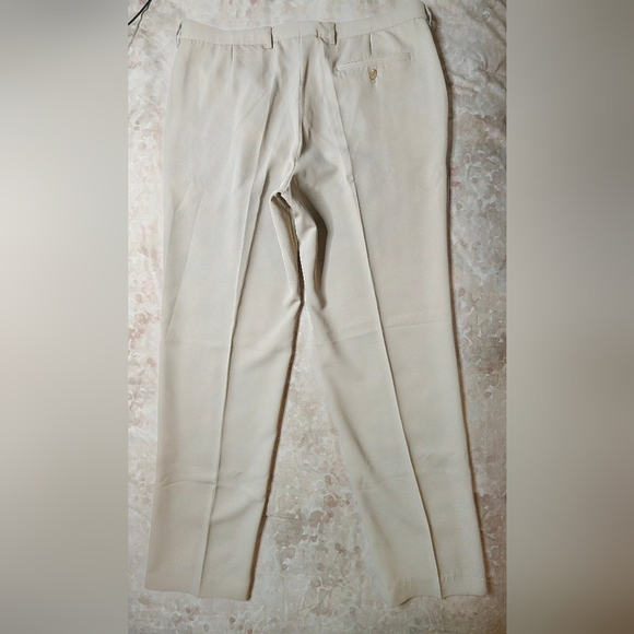 Burberry London pleated Men's Pants in Light Beige EU 50 X 33” - Picture 2 of 12